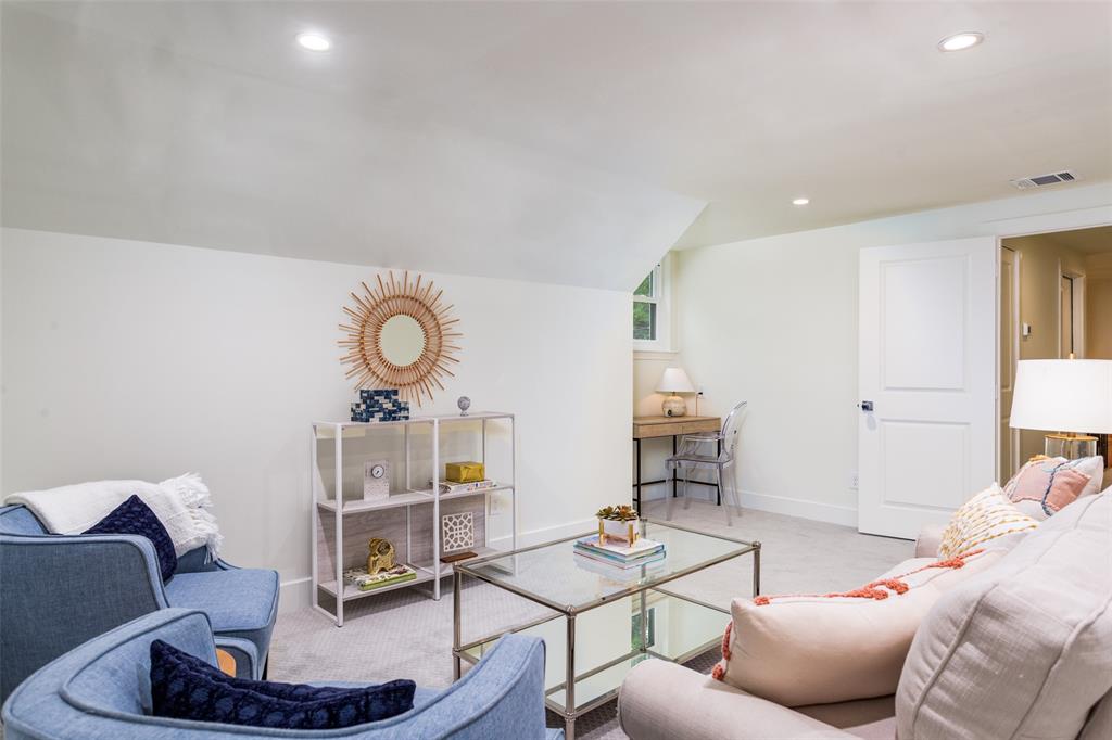 Schreiber Manor 01 Inst - Residential