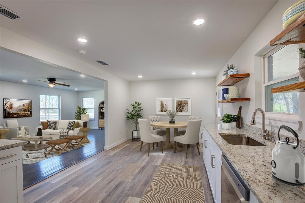 946 Jefferson Street E