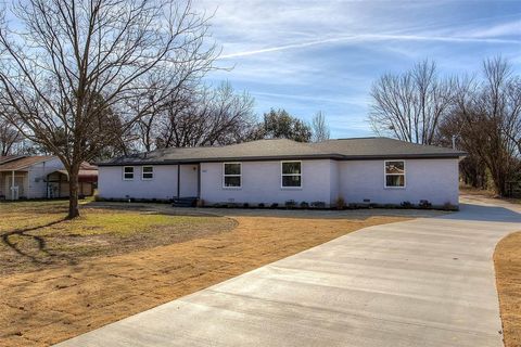 946 Jefferson Street E Sulphur Springs TX 75482