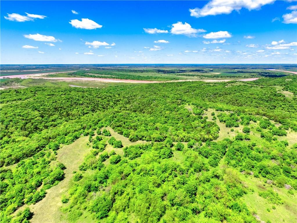 L Bateman, P Owens, J Swining, J May - Farm