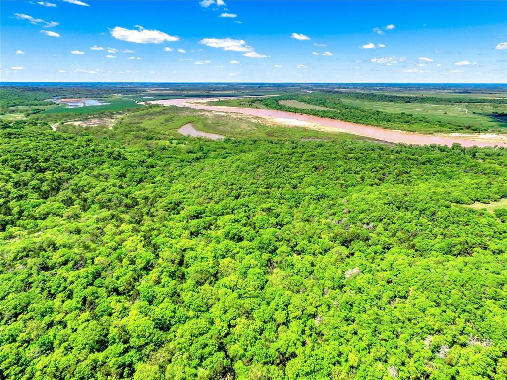 L Bateman, P Owens, J Swining, J May - Farm