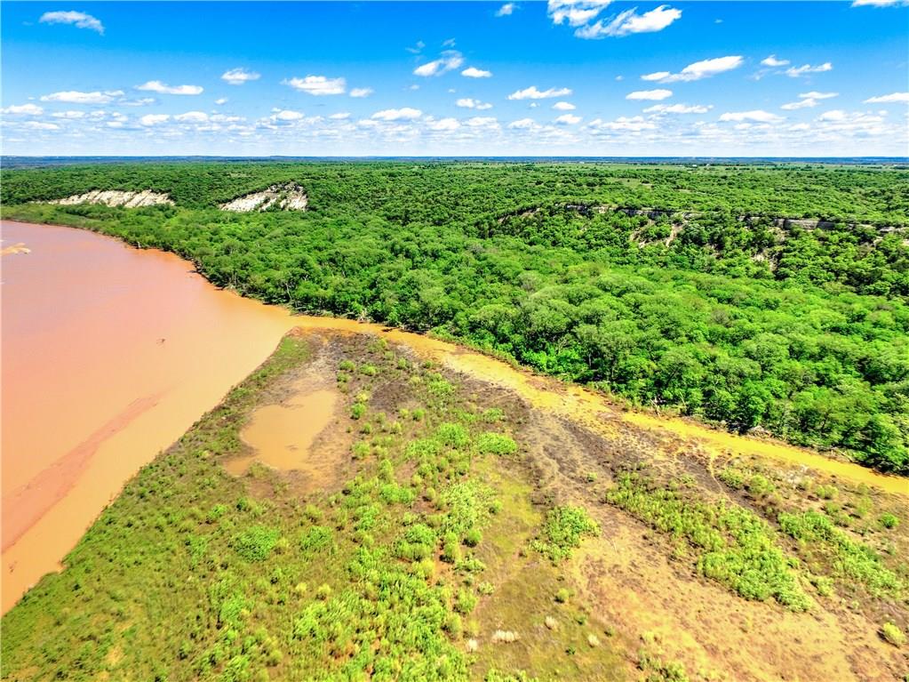 L Bateman, P Owens, J Swining, J May - Farm