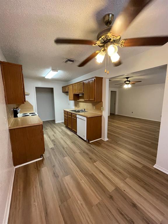 4508 Halyard Court 4508-4512
