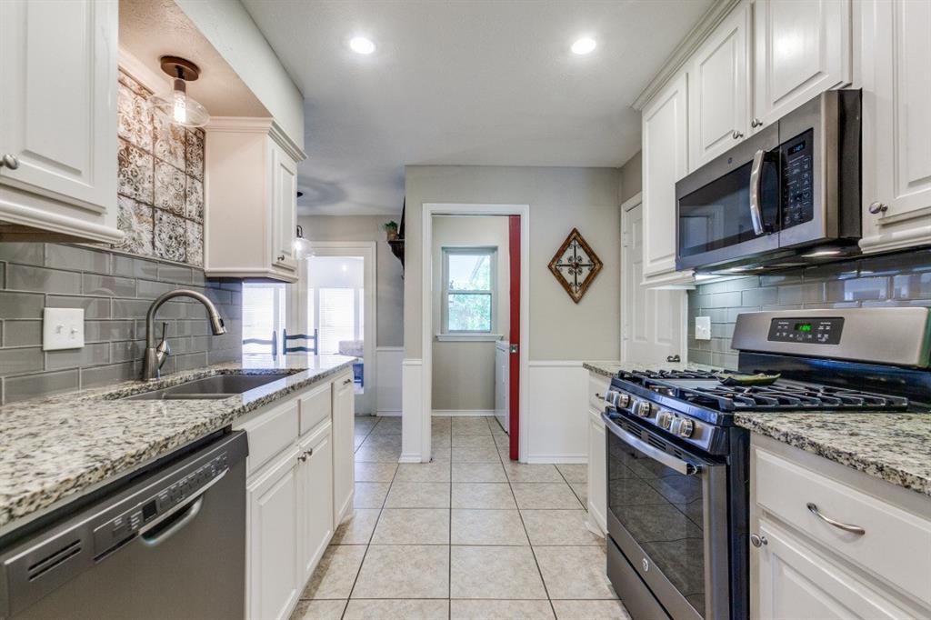 405 Lawndale Drive