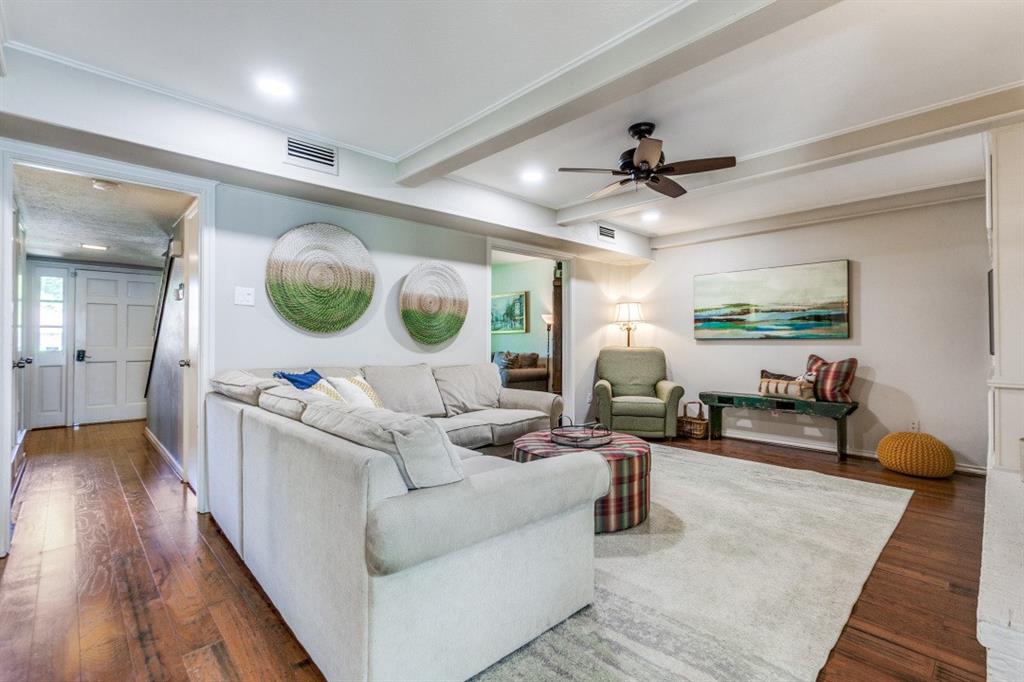 405 Lawndale Drive