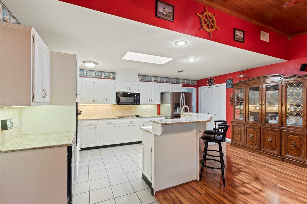 Mantle Manors - Residential