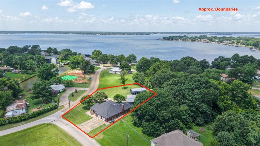 224 Autumnwood Trail