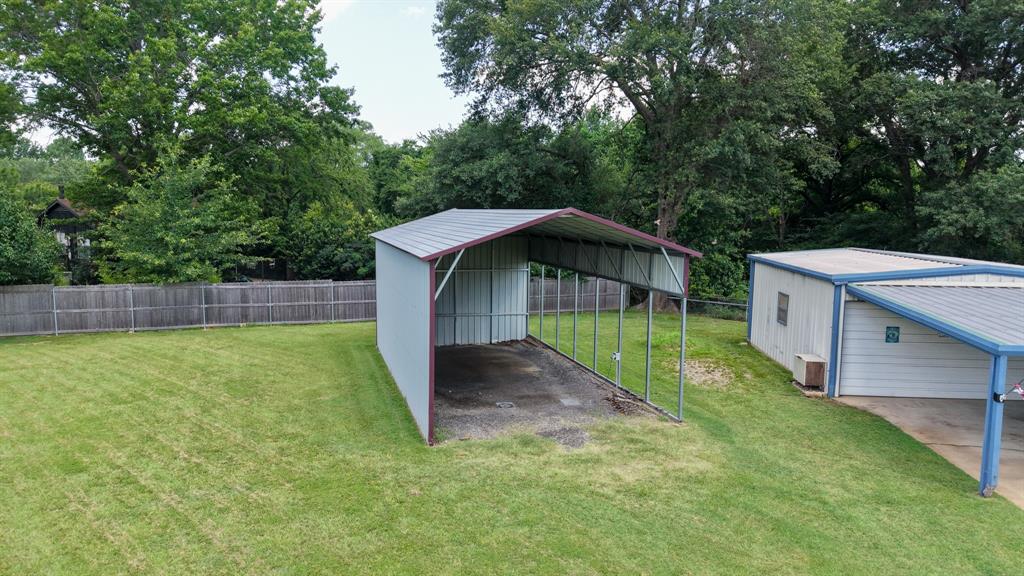 Mantle Manors - Residential