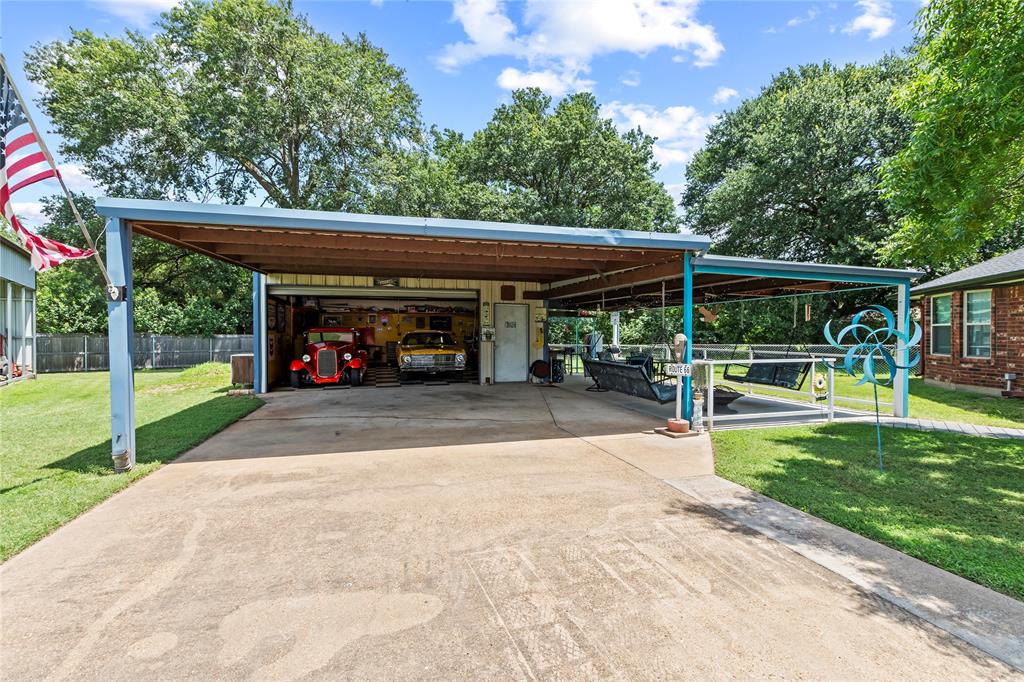 224 Autumnwood Trail