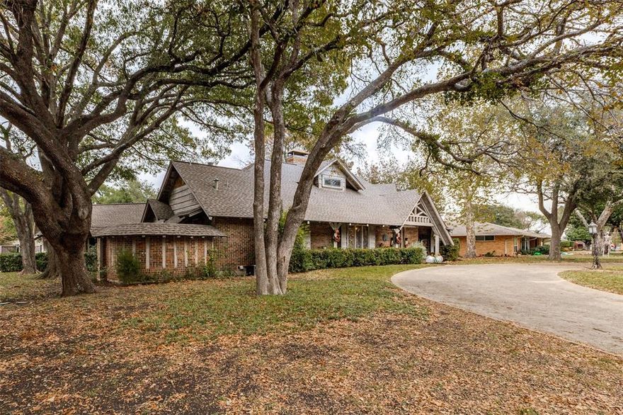 Prime Interior Corner Lot in Sought-After Jan Mar Estates
Beautiful .4401-acre interior corner lot in the heart of Jan Mar — one of Dallas’s most desirable neighborhoods. Terrific floorplan and gracious room sizes on nearly half acre interior corner lot.  This treed lot offers a serene setting with mature landscaping and ample space to build your dream home. The property is subject to a one-story deed restriction, ensuring a consistent architectural aesthetic throughout the area. Remodel or build new.  Excellent location with easy access to shopping, dining, and top-rated private schools. A rare opportunity to own one of the few remaining buildable lots in this established neighborhood.