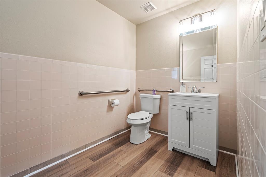 Kelly S D Sub - Commercial Lease