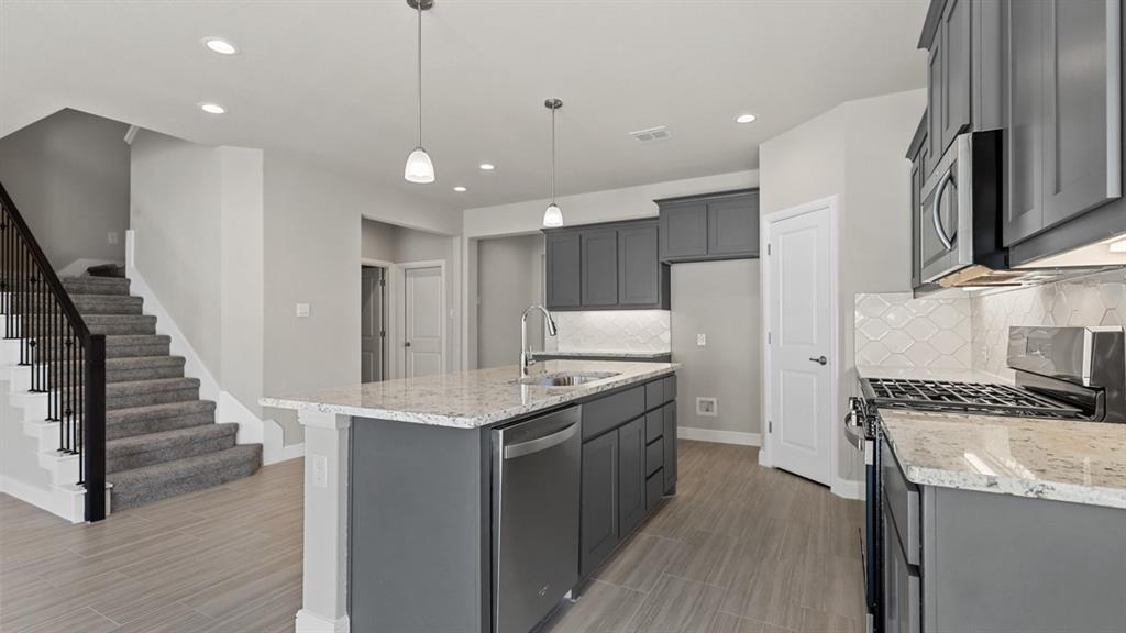 11409 TREEHOUSE Trail