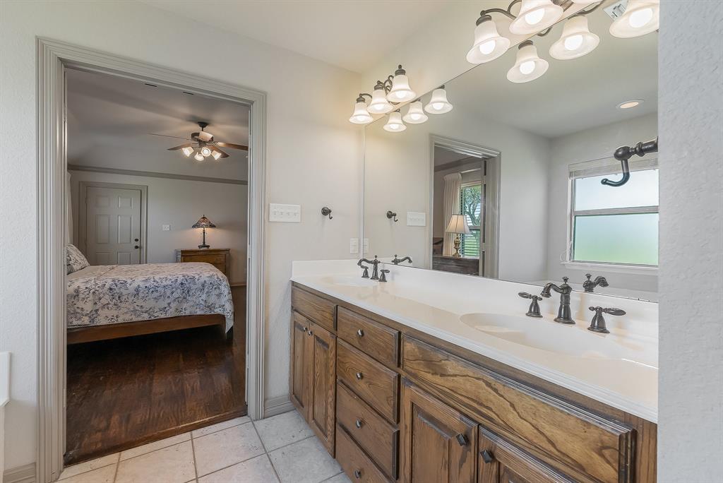 Aj Hitchcock - Residential