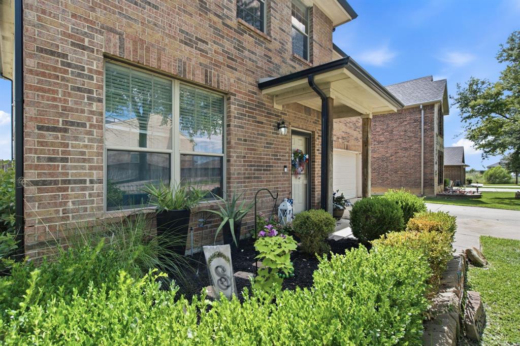 10805 Ambling Trail