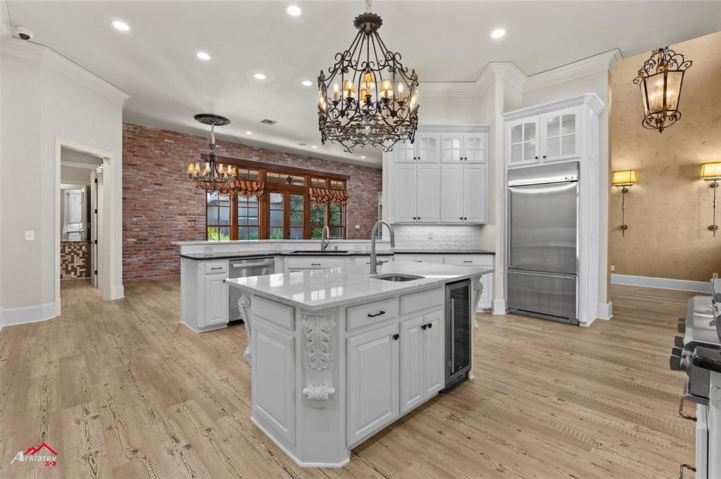 Oak Alley - Residential