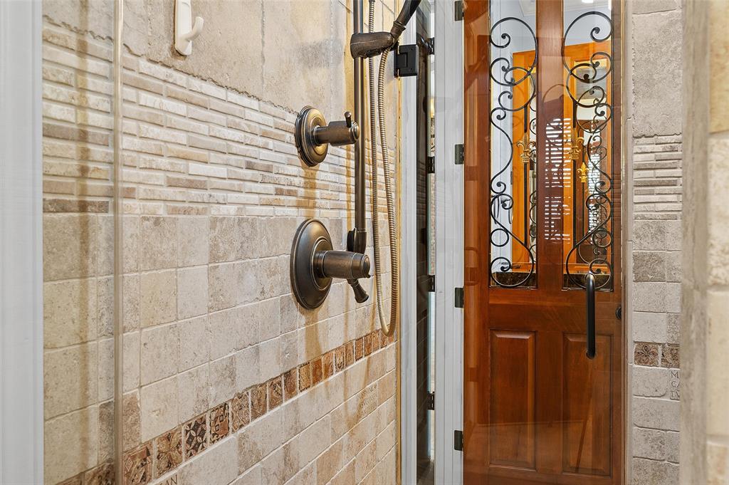 Oak Alley - Residential