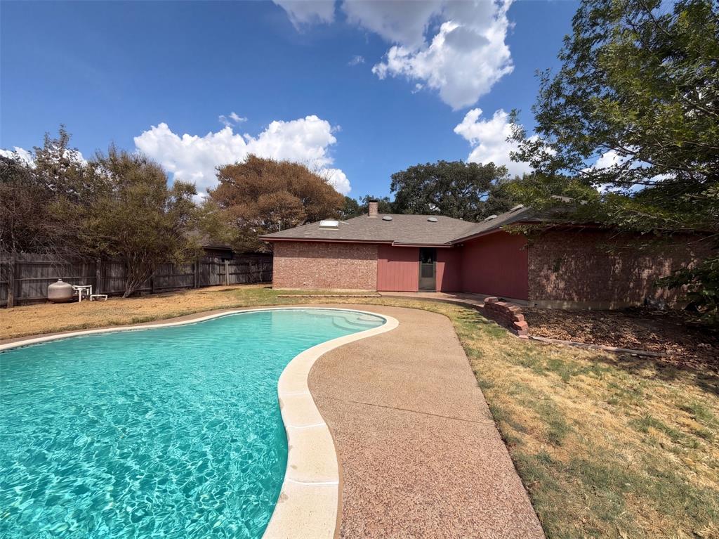 5126 Eagle Nest Drive