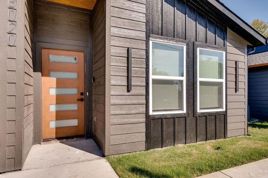 FULLY FURNISHED! This brand new duplex contains 2 units, A and B. This is Unit B, a 3 bedroom 2 bath place with all new everything. This unit comes with a king, queen, and full bed. Just a couple minutes from downtown makes this a great location and being on a corner lot gives it a big backyard! Come and see!