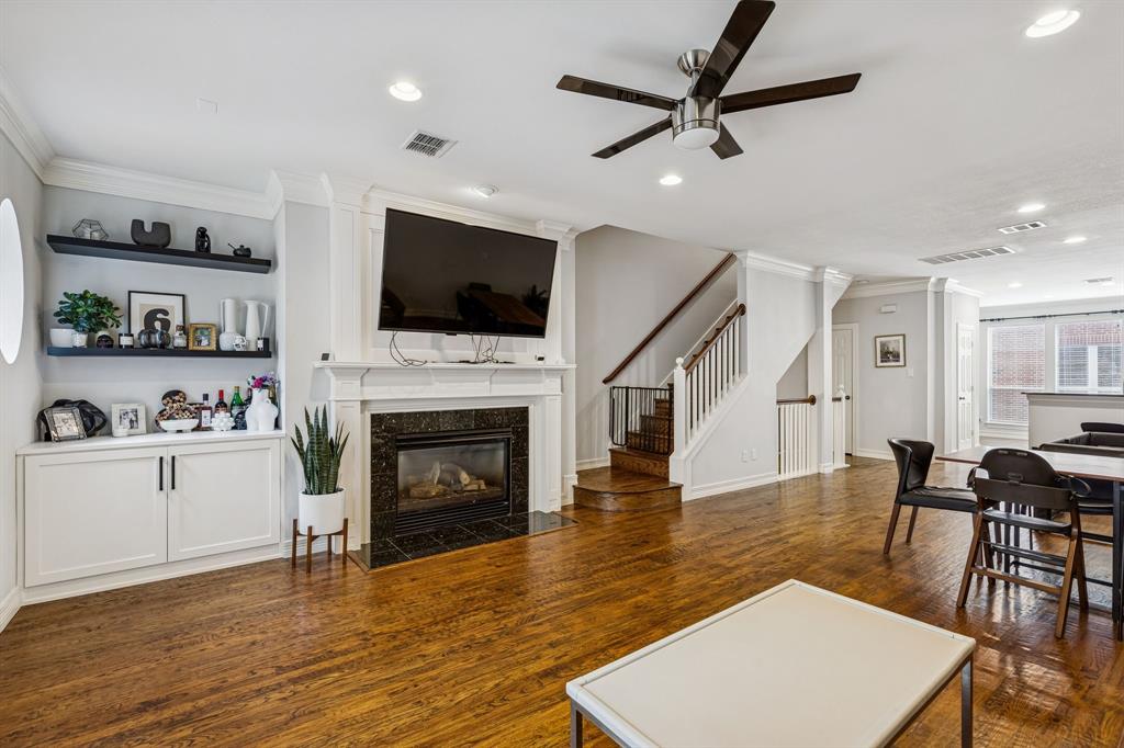 Hall Howell Tr - Residential