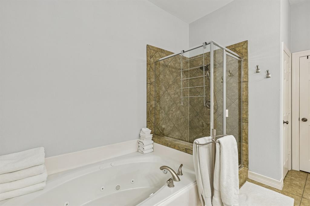 Hall Howell Tr - Residential