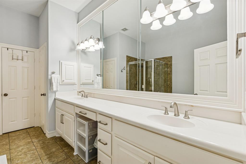 Hall Howell Tr - Residential