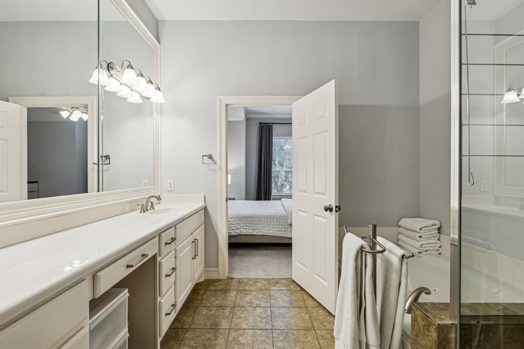 Hall Howell Tr - Residential