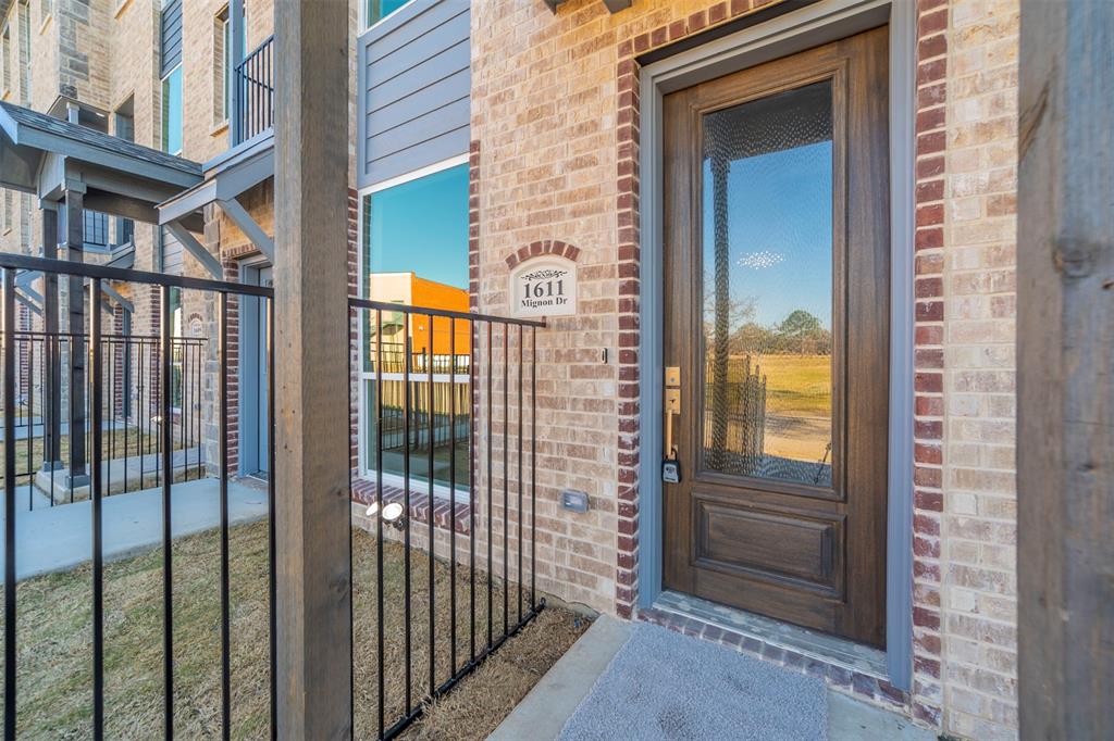 Plaza Heights Add - Residential Lease