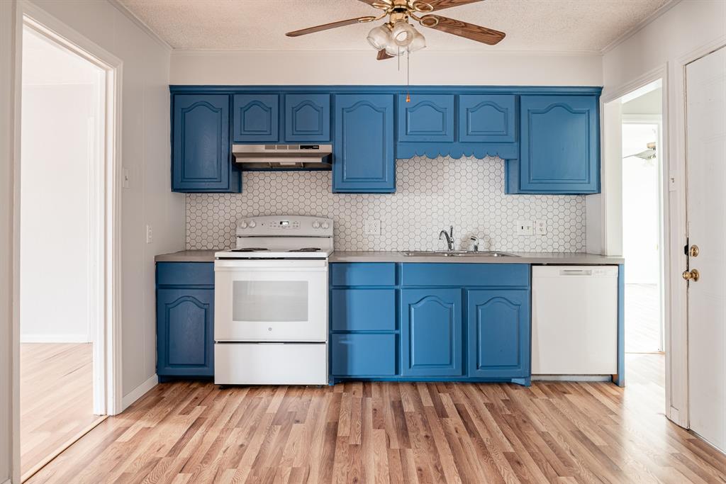 CRESCENT HEIGHTS - Residential