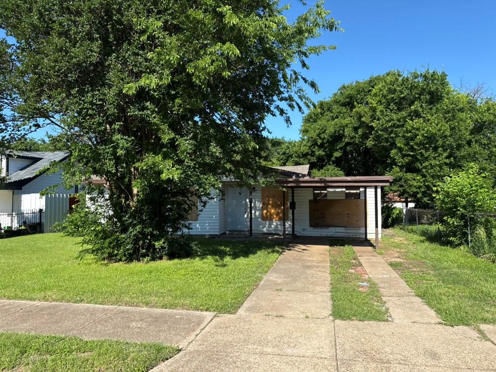 3408 S Hughes Avenue