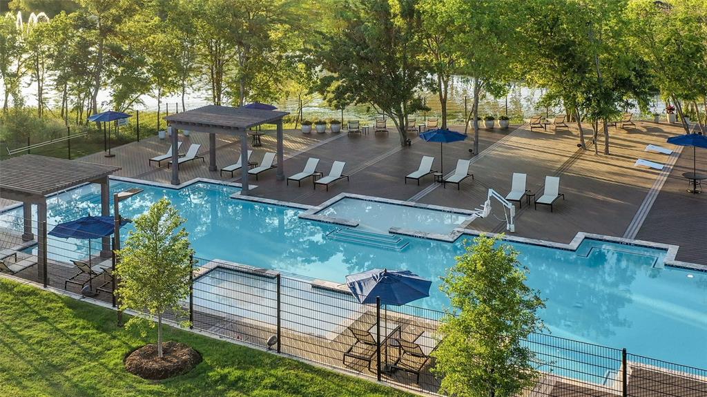 South Oak - Residential