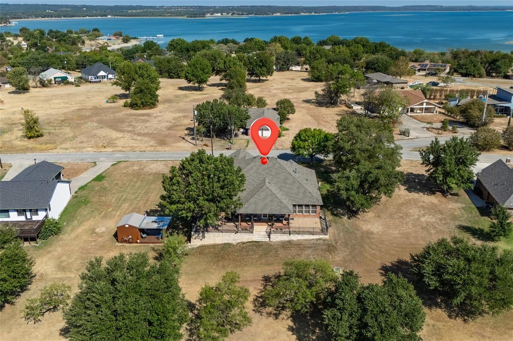 115 Lakeview Drive 1