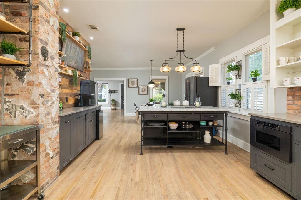 King Sub - Residential