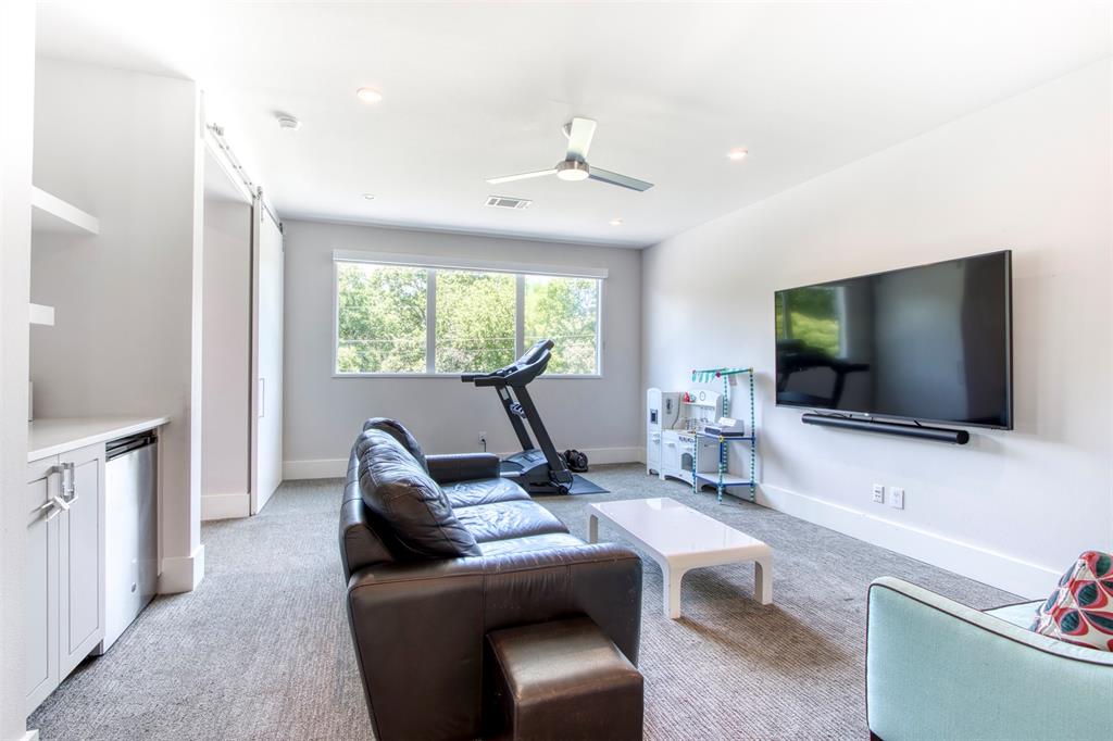 Forest Hills - Residential