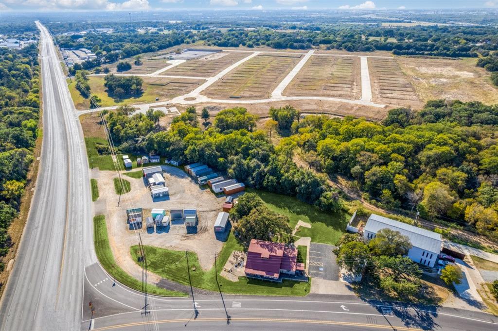 103 E Farm to Market 2280