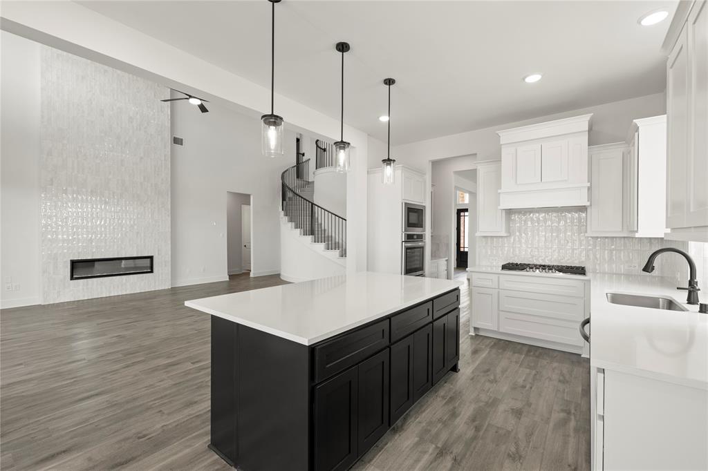 Las Lomas Classic Series - Residential