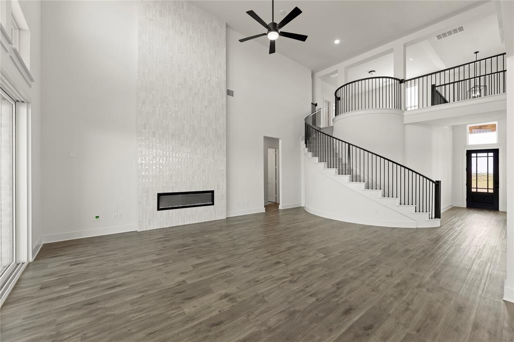 Las Lomas Classic Series - Residential