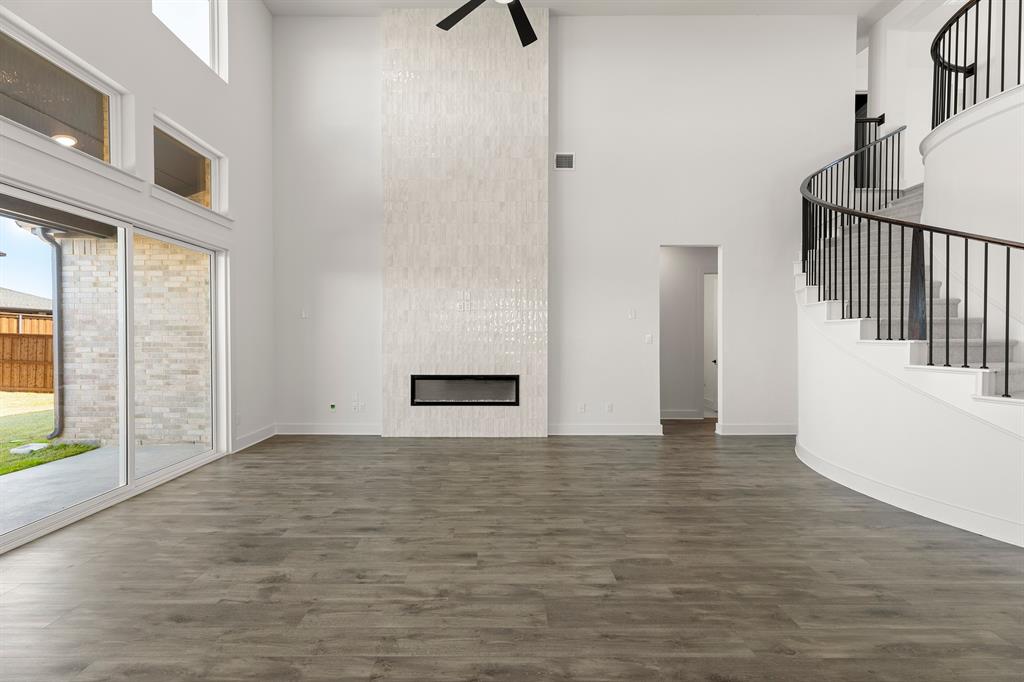 Las Lomas Classic Series - Residential