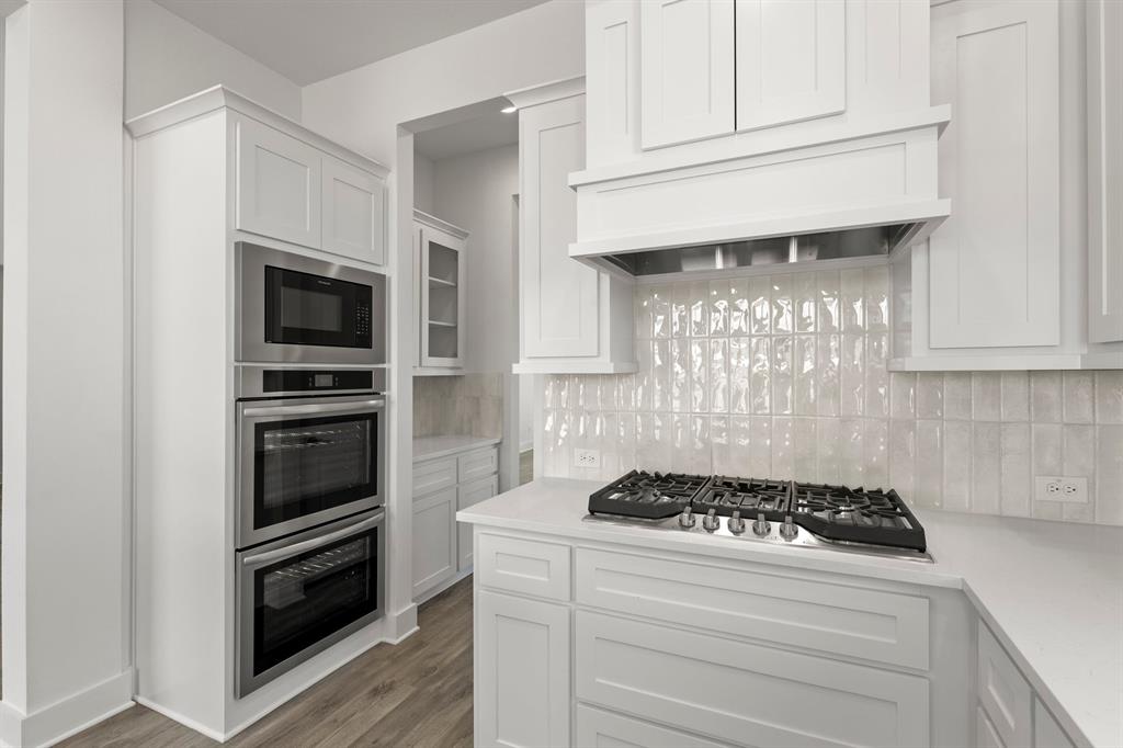 Las Lomas Classic Series - Residential