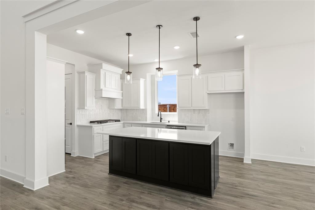 Las Lomas Classic Series - Residential