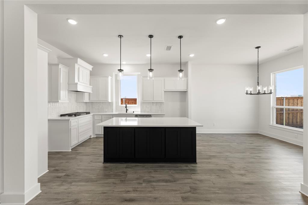 Las Lomas Classic Series - Residential