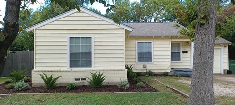 1109 Parkway Drive Garland TX 75040