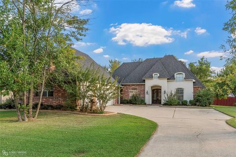Photo of 1022 Fawn Hollow, Bossier City, LA 71111 (MLS # 21090616)