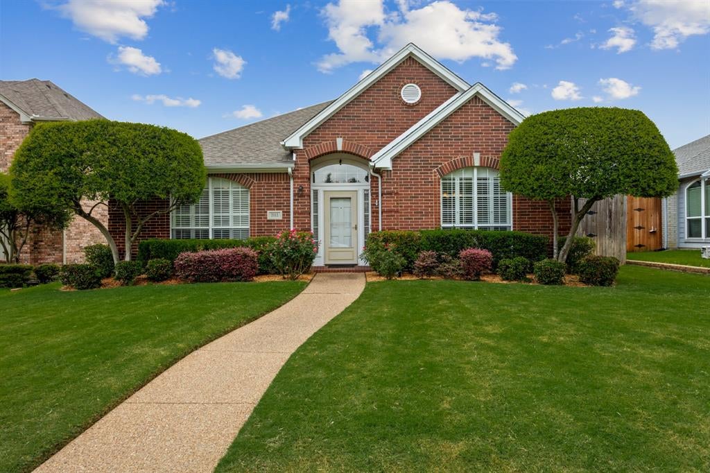 2112 Monticello Circle