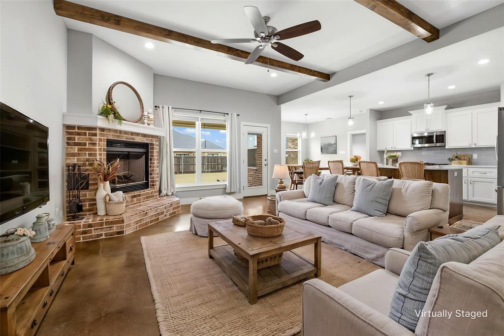 6825 Desert Willow Trail