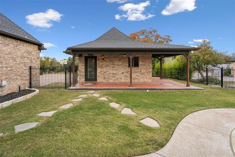 A home in Azle