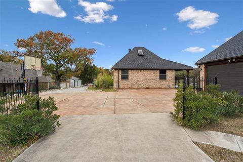 A home in Azle