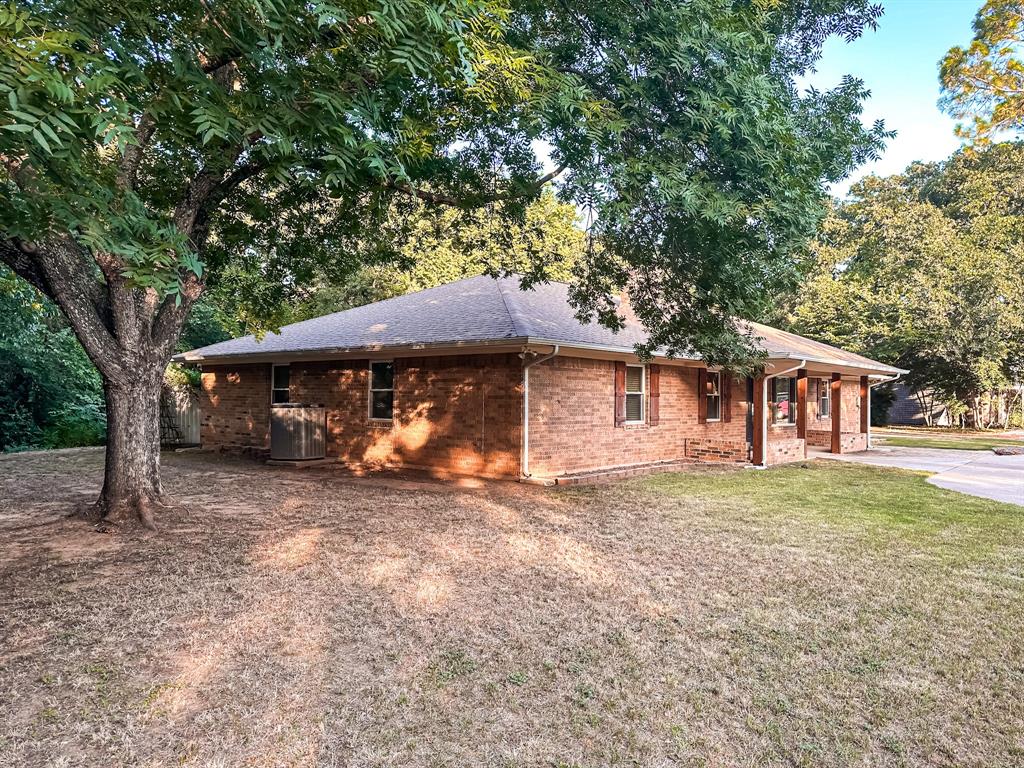 Red Bud Point - Residential Lease