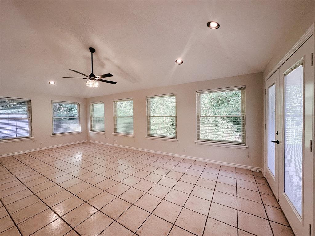 Red Bud Point - Residential Lease