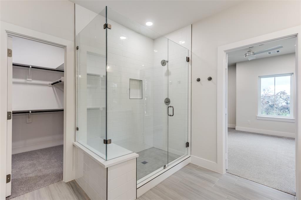 Dallas, Texas 75223, United States, 3 Bedrooms Bedrooms, ,4 BathroomsBathrooms,Residential,Active,89884