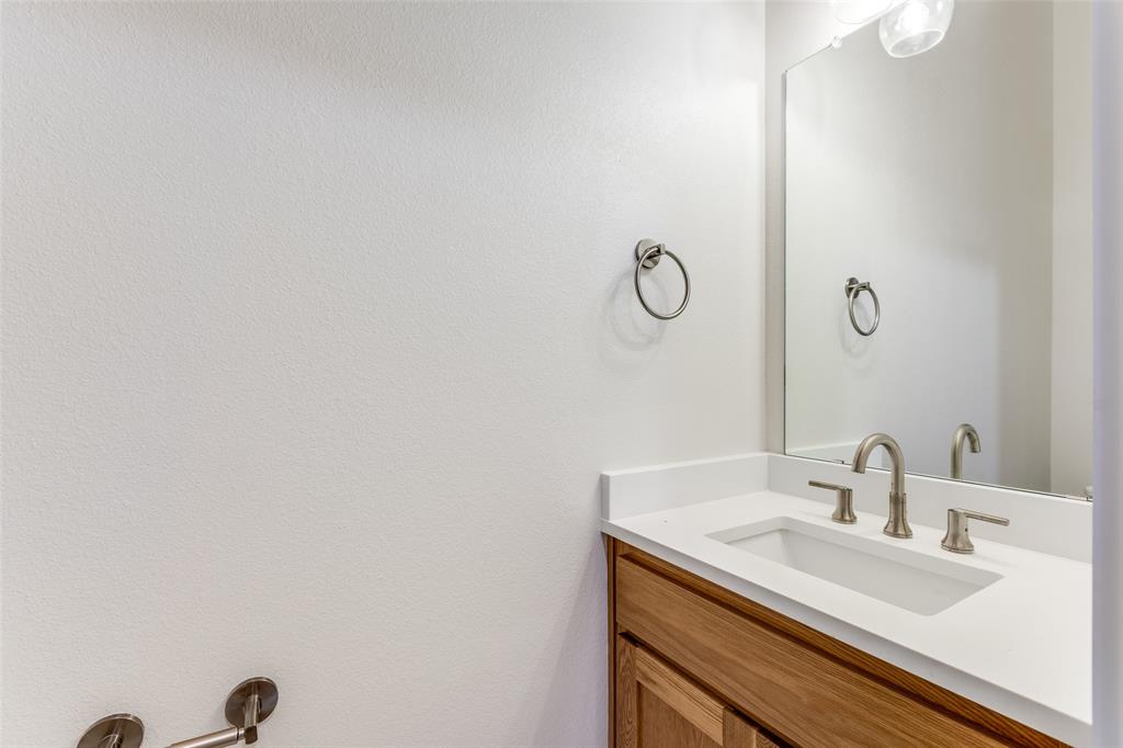 Dallas, Texas 75223, United States, 3 Bedrooms Bedrooms, ,4 BathroomsBathrooms,Residential,Active,89884